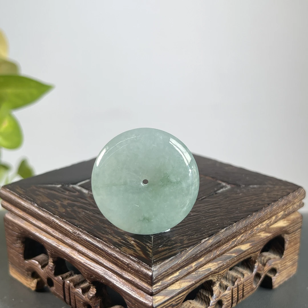 JYA22-203  天然缅甸A货翡翠 平安扣