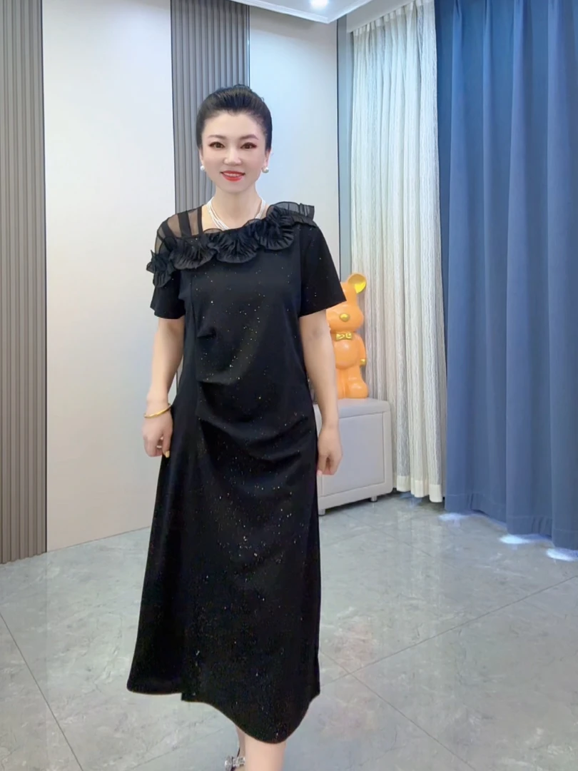 夏季上新法式高级设计立体花朵收腰显瘦漏锁骨开叉长款短袖连衣裙