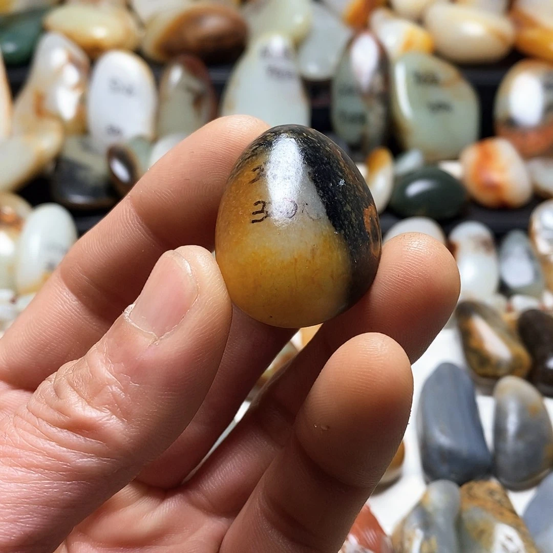 和田玉颈饰未镶嵌阿****事吊坠1件280元下4单