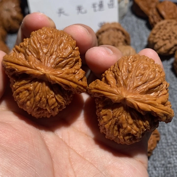 文玩核桃把件大*南疆