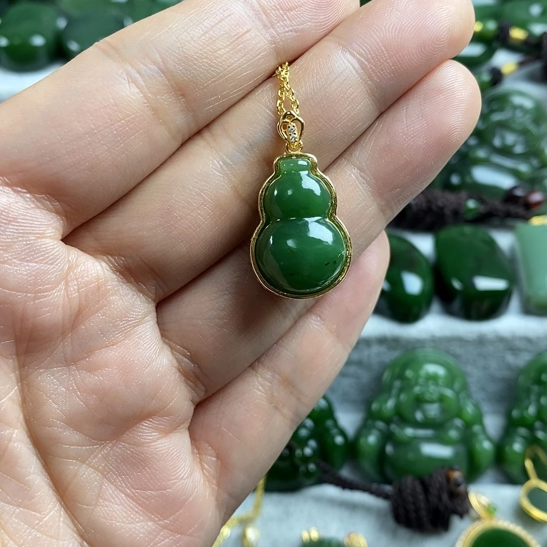 和田玉（碧玉）未镶嵌颈饰