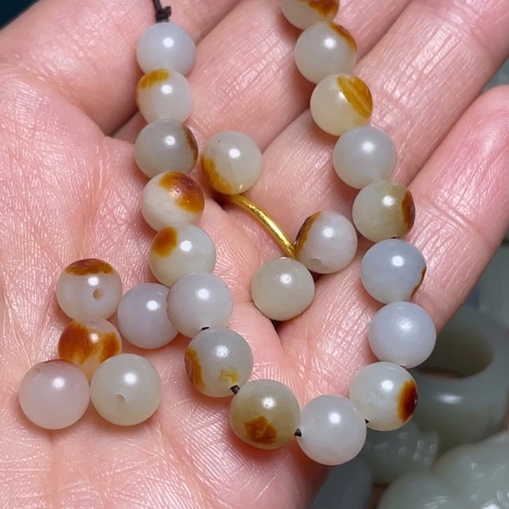 和田玉颈饰未镶嵌一****底