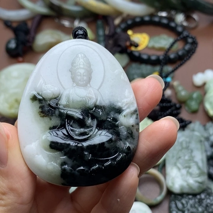 独山玉未镶嵌颈饰