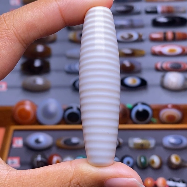 玛瑙/玉髓颈饰未镶嵌泽*