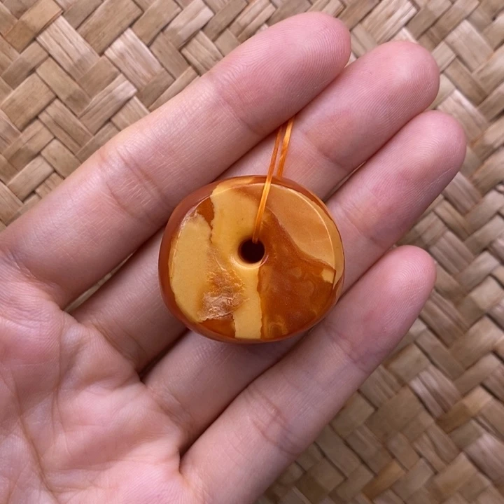 未镶嵌琥珀裸石蜜蜡M