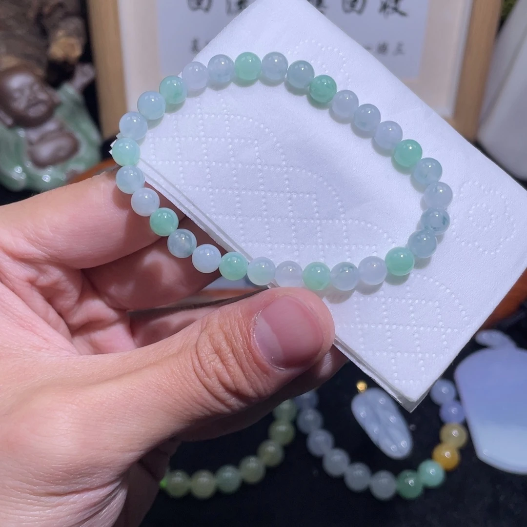 定制翡翠未镶嵌手串