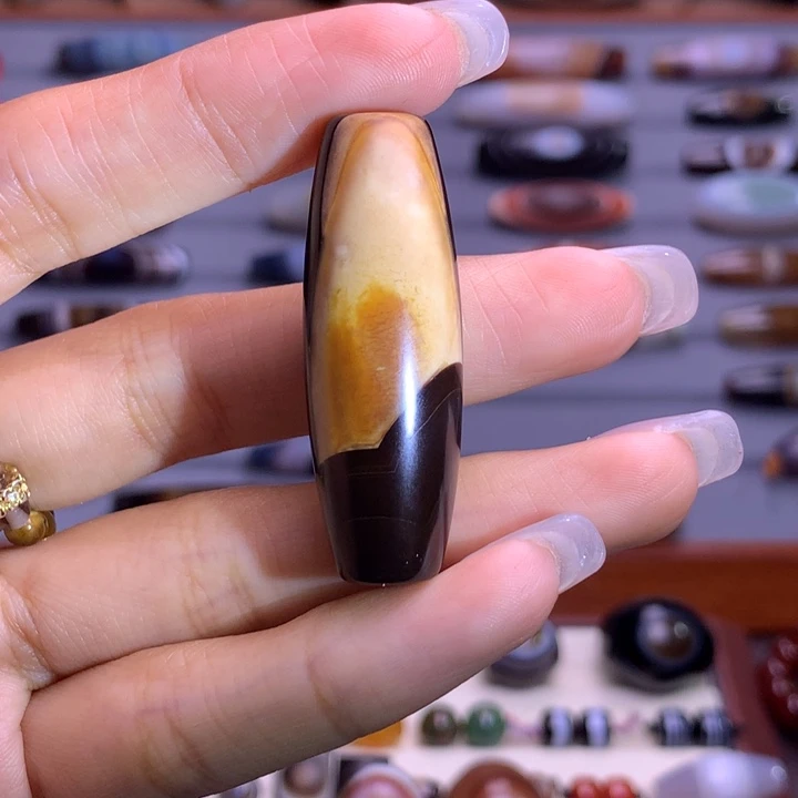 玛瑙/玉髓颈饰未镶嵌火***皮