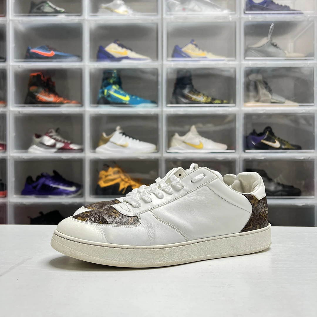 90新 LouisVuitton/路易威登 42码/95新 lv Rivoli 老花 板鞋