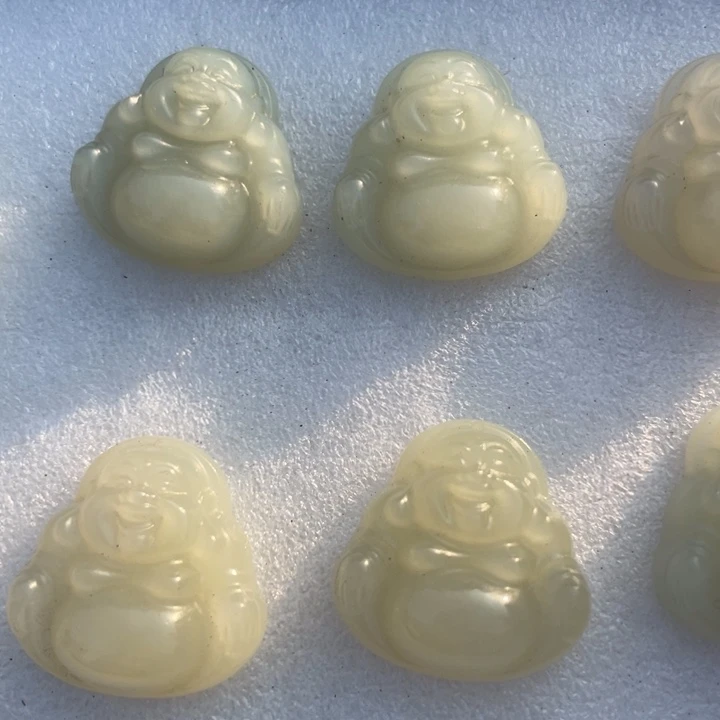 和田玉未镶嵌颈饰多样性发货发其一