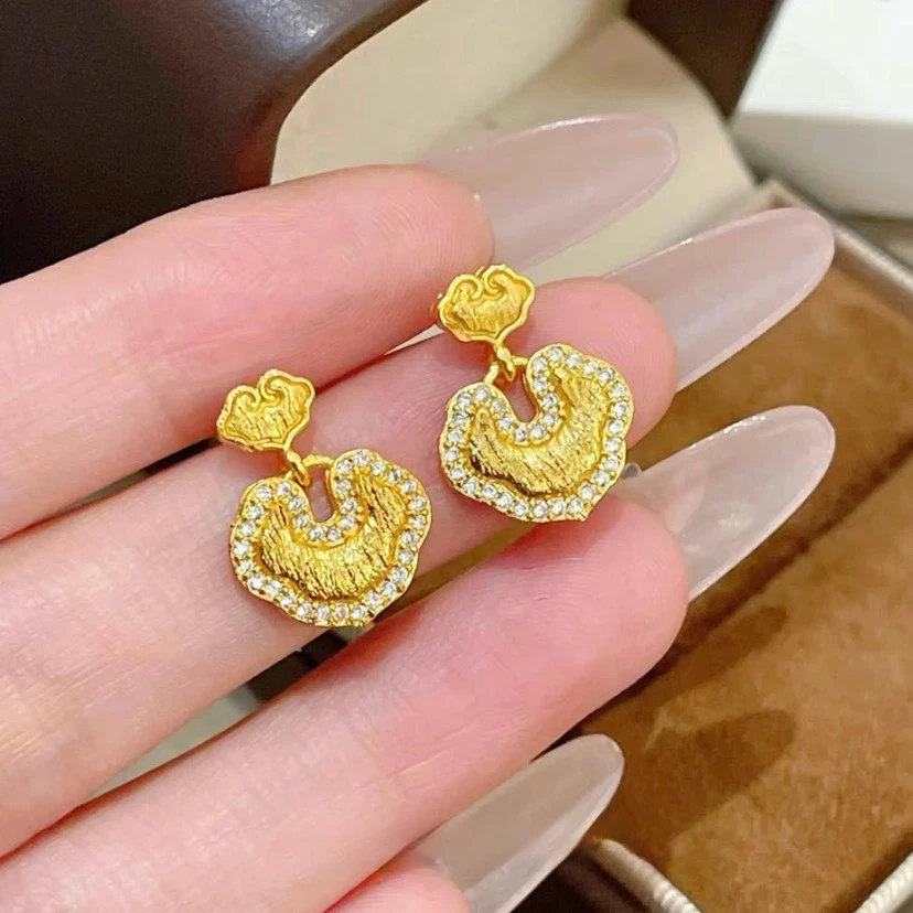 铜合金耳钉 新中式金色祥云如意锁耳环复古宫廷风轻奢