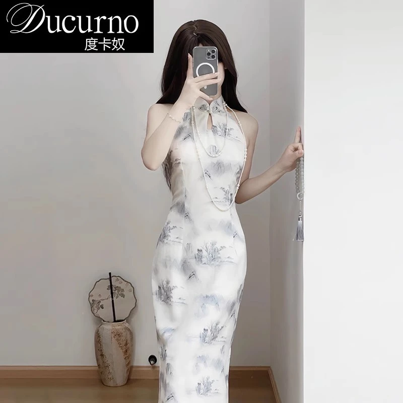 古法旗袍裙子2025新款改良国风夏季绝美新中式收腰显瘦挂脖连衣裙