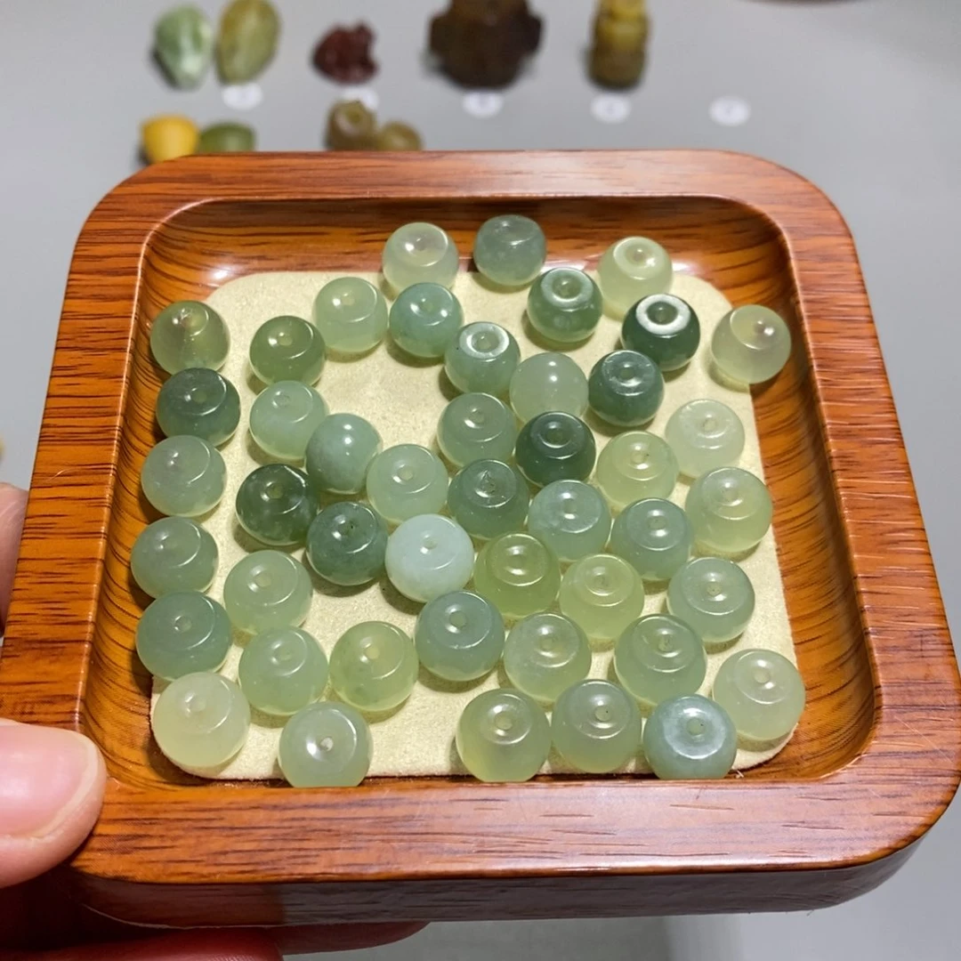 蛇纹石玉未镶嵌颈饰多样性发货，只发其中五个