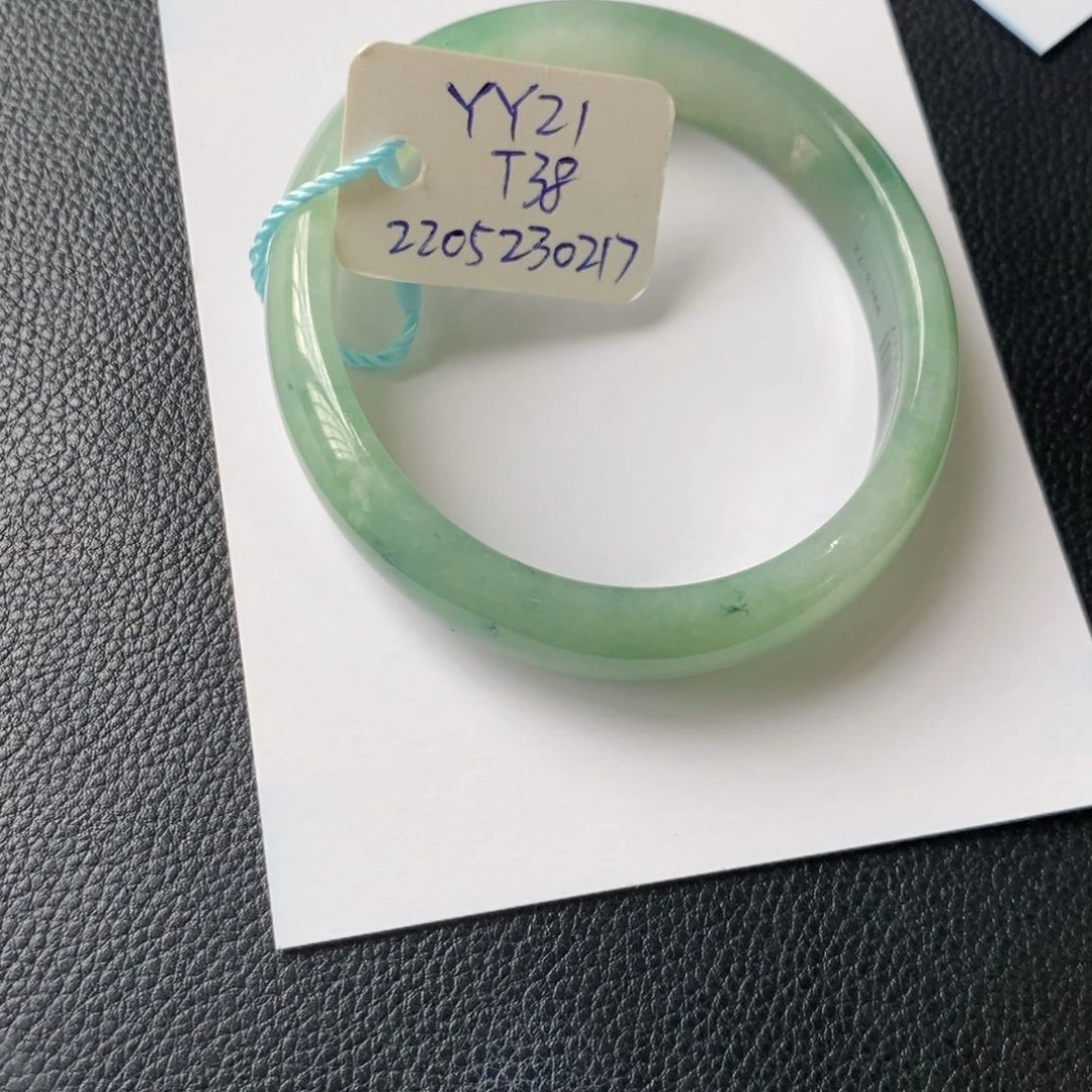 翡翠手镯未镶嵌怪1111111111111