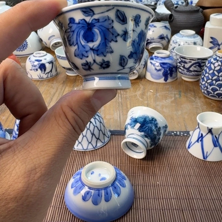 青花瓷器杯子茶具