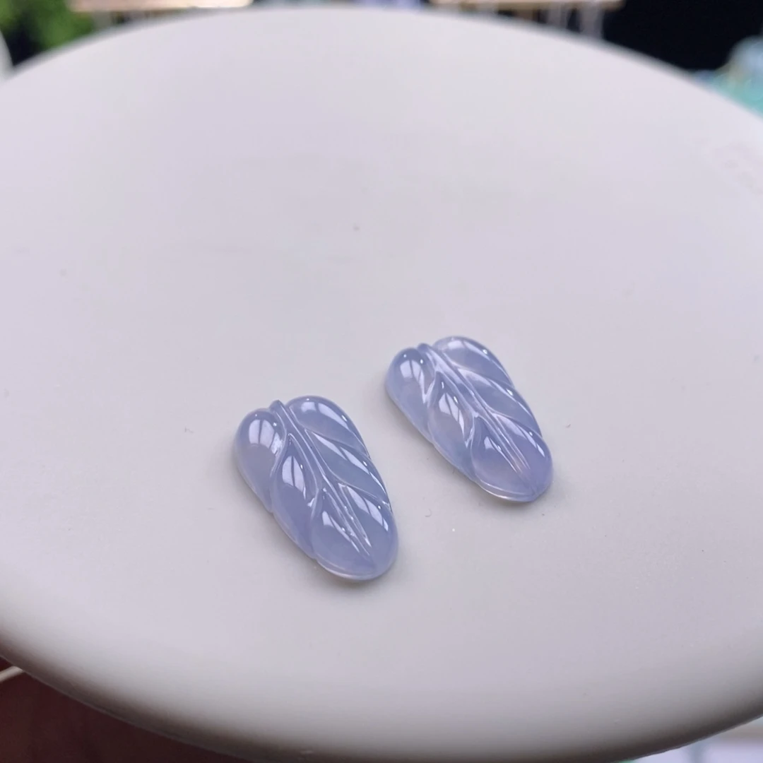 翡翠吊坠(不含链)未镶嵌翡翠随机发一个（只发一个）