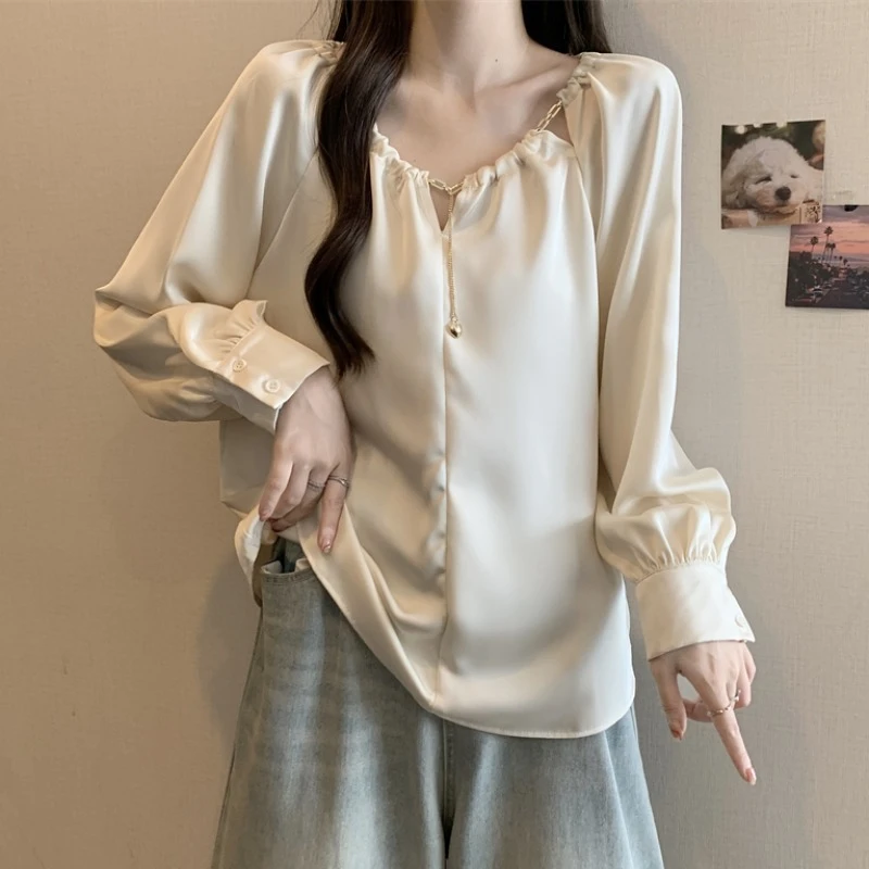 大码法式轻奢缎面长袖衬衫女春秋新款微胖MM宽松显瘦百搭洋气上衣