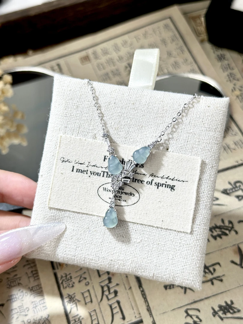 优雅设计感翡翠蓝水葫芦项链时尚百搭~颜色深浅不一