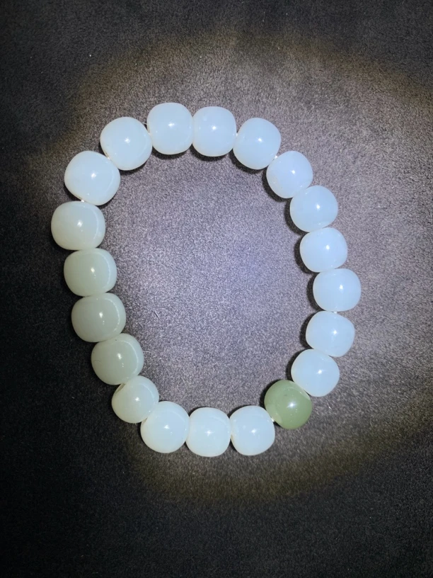 新疆和田白玉手串