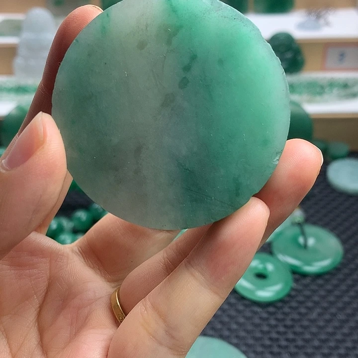 未镶嵌石英质玉珠宝半成品