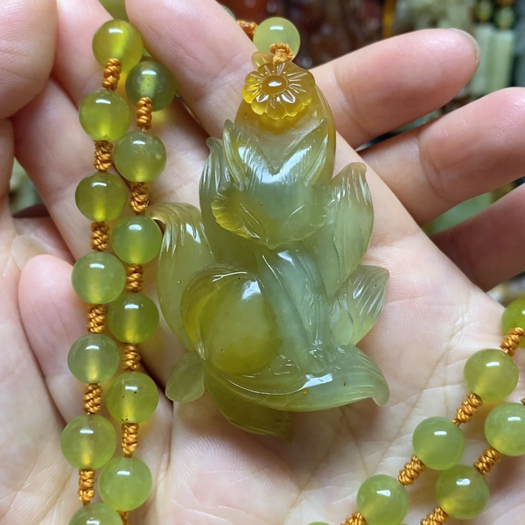 岫玉未镶嵌吊坠(赠链)