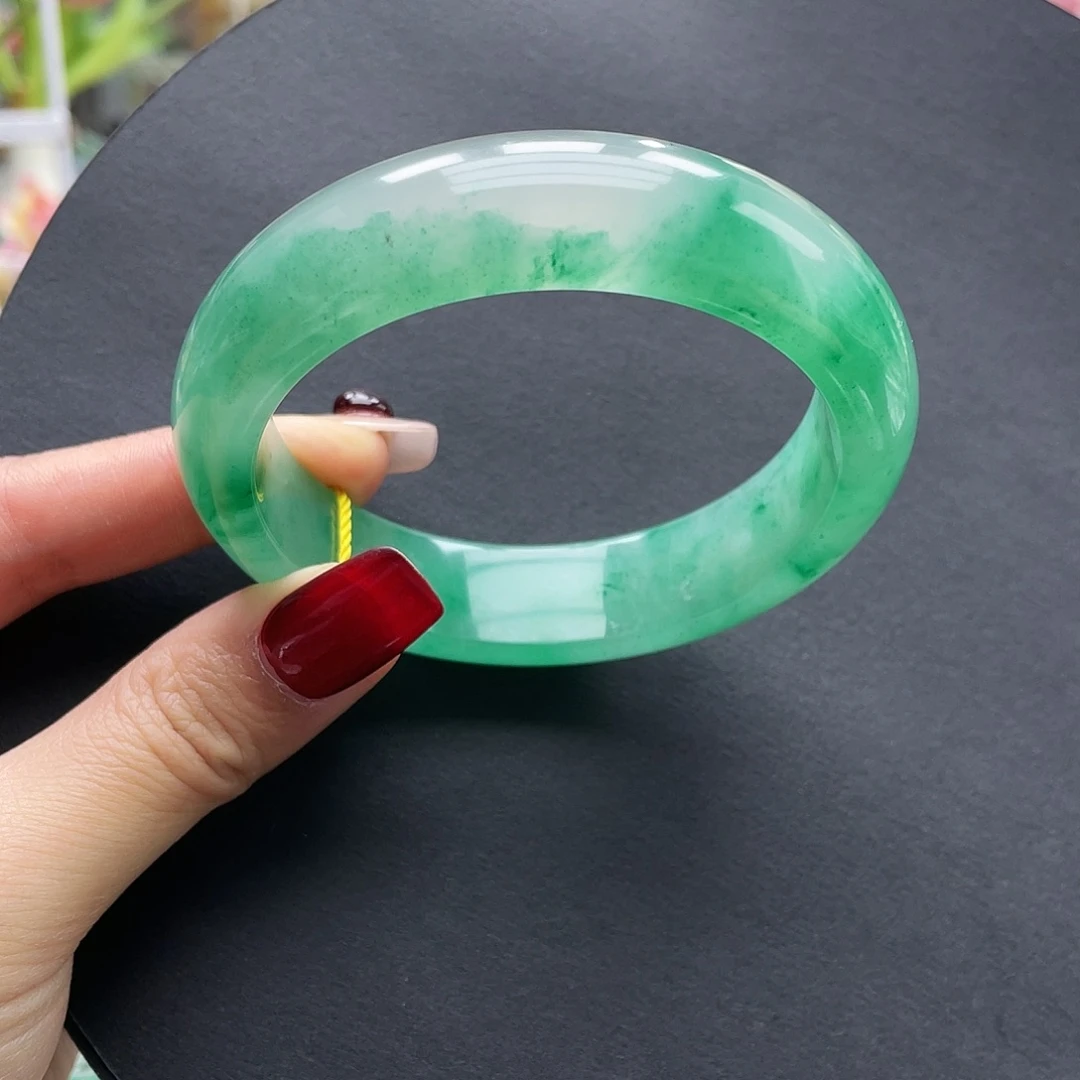 石英质玉未镶嵌手镯60