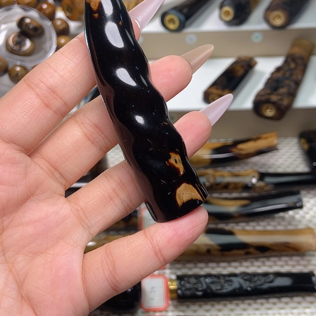 为***生大果紫檀（缅甸花梨）海柳