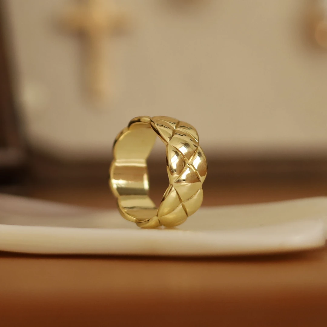 铜合金戒指 气质简约百搭通勤时尚小众镀金铜合金窄版女士戒指