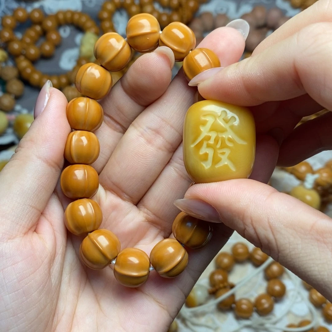 吊坠猴头核桃鲨鱼手串发
