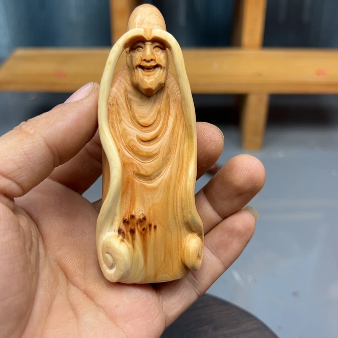 食***人木崖柏木摆件手把件