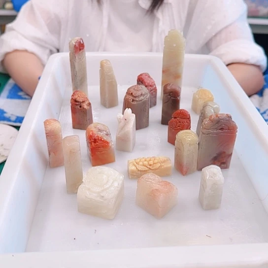 青田石养*人0000000000000000