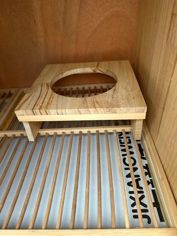 专放瓷盆的可移动的蛋托架