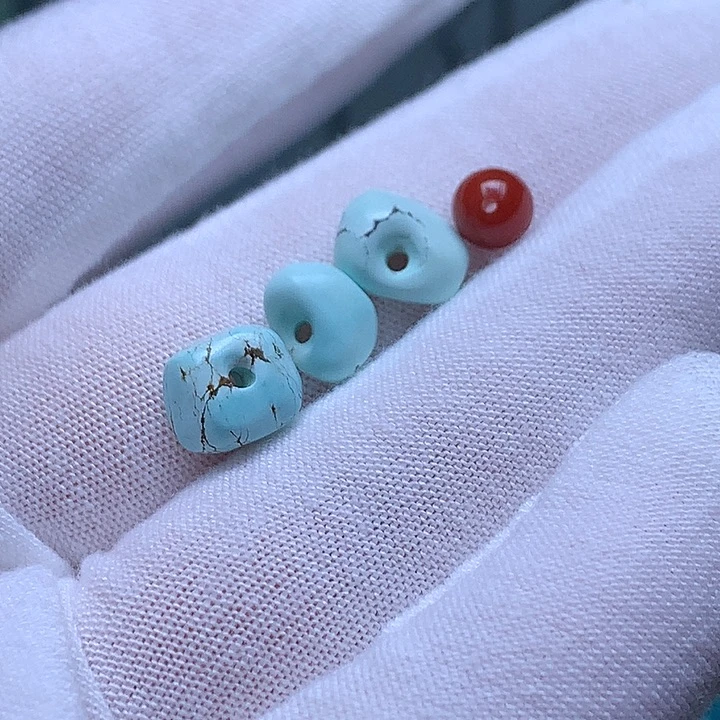 南红玛瑙未镶嵌珠宝奇石