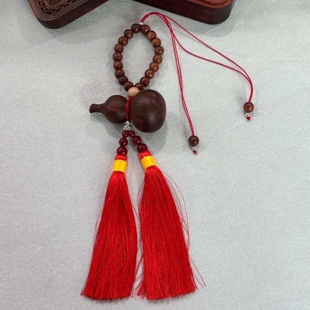 纯桃木近似全红葫芦红珠车挂摆件