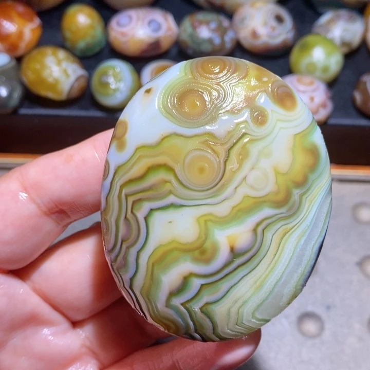 未镶嵌玛瑙/玉髓珠宝半成品36