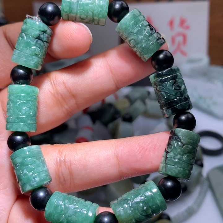 翡翠未镶嵌颈饰保真天然A货翡翠