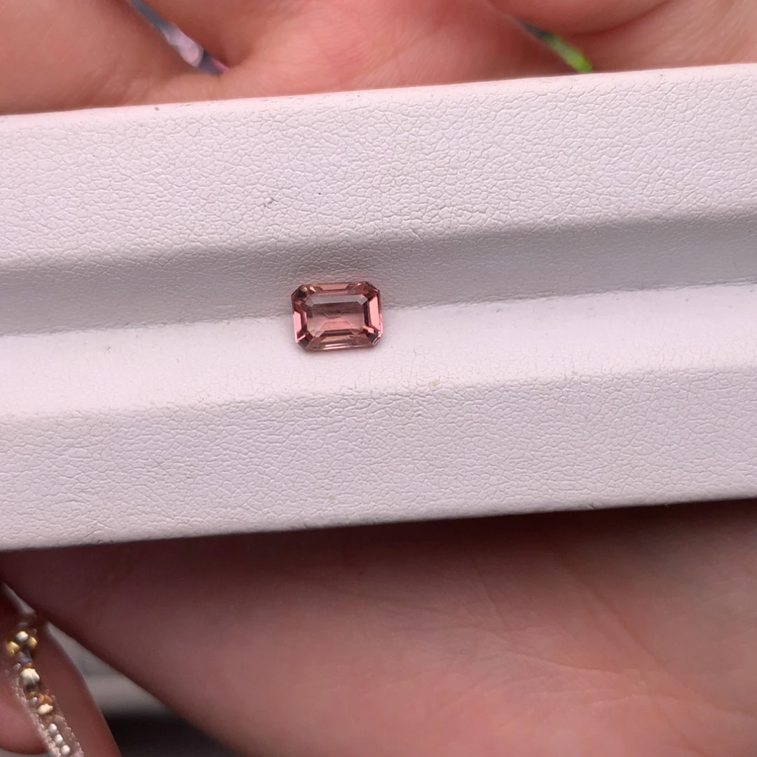 未镶嵌裸石碧玺1.29ct西柚色碧玺