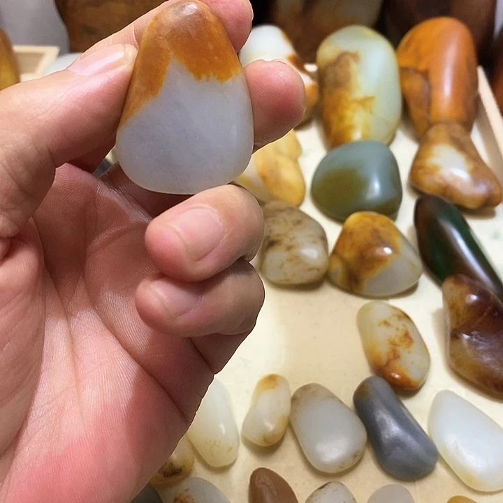 琢***家和田玉（糖玉）未镶嵌挂件