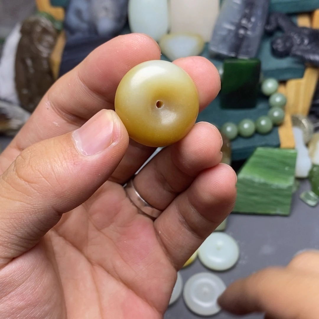 风***6和田玉未镶嵌颈饰