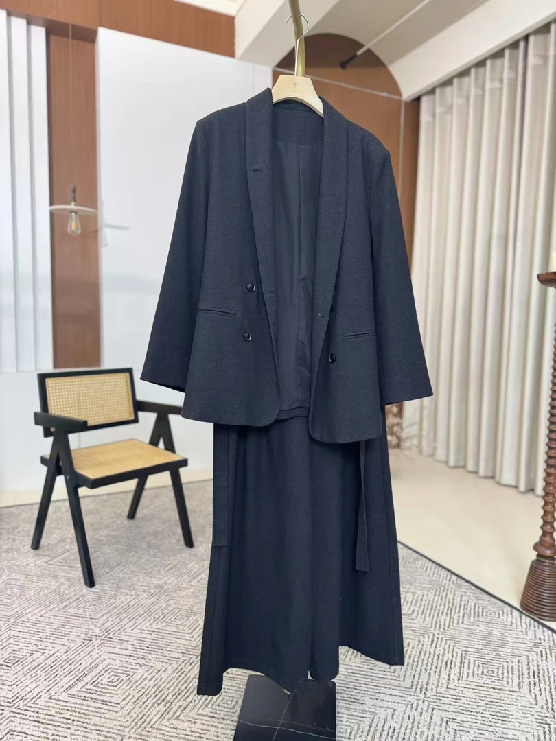 黑灰收腰外套+阔腿裤两件套 秋新款通勤干练气场穿搭