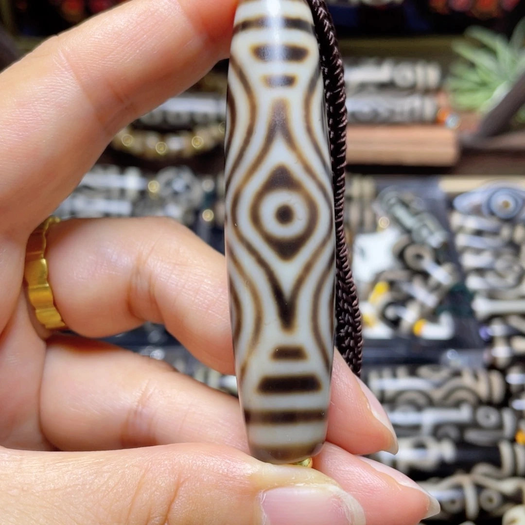 玛瑙/玉髓未镶嵌珠宝半成品1
