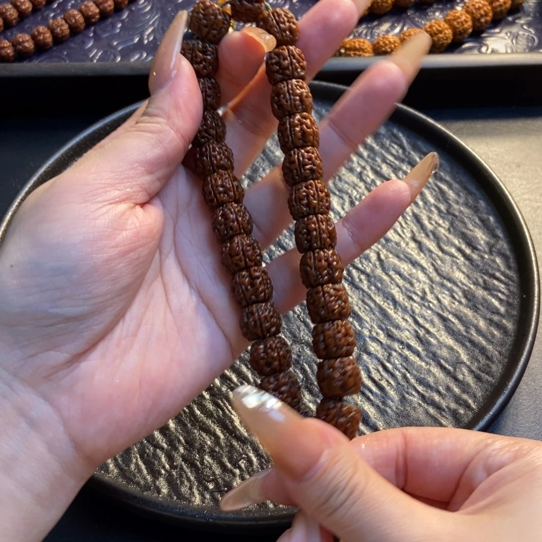 金刚菩提吊坠藏切龙纹