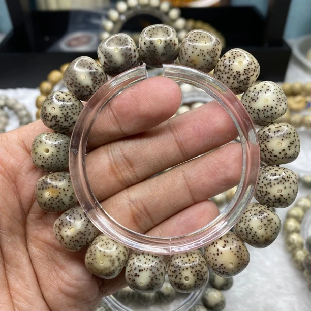 14*13石玉润火龙果小细星海南星月菩提手串直销正品保障