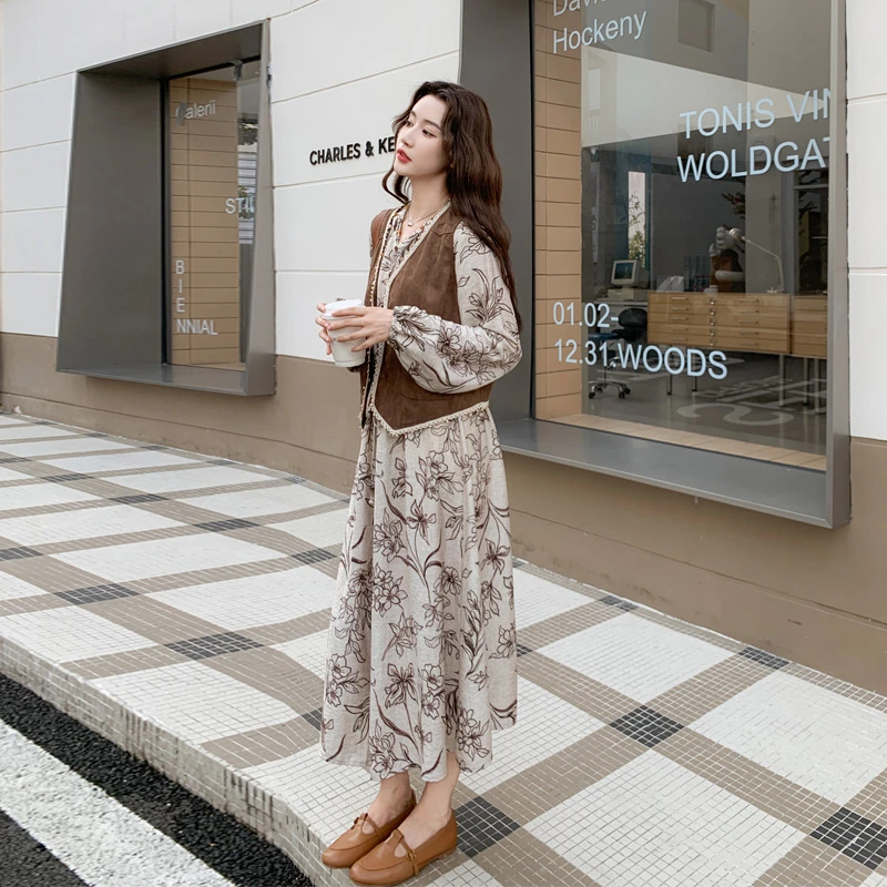 复古美拉德风马甲碎花裙2025春秋新款氛围感温柔风文艺范时尚套装