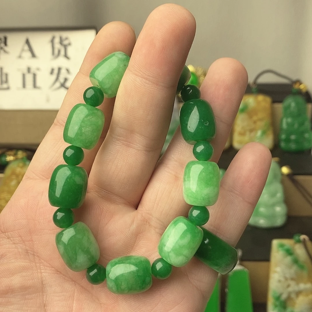 翡翠银S925镶嵌吊坠(赠链)