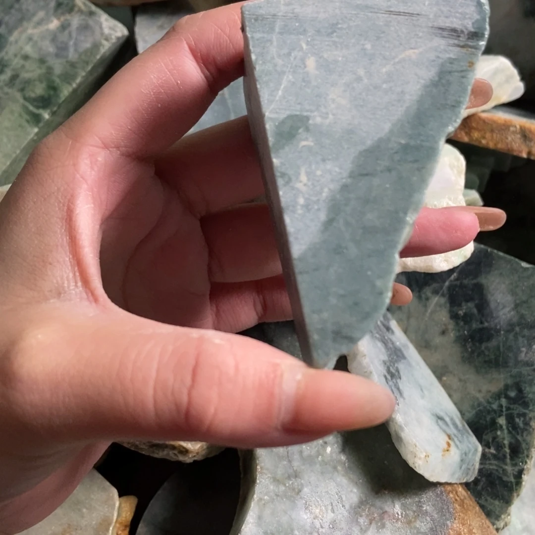 翡翠未镶嵌挂件天然翡翠