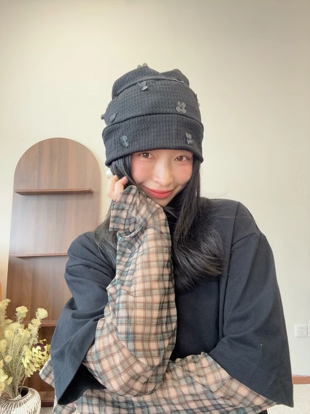 （铁公鸡）黑色花朵轻薄堆堆帽洋气百搭