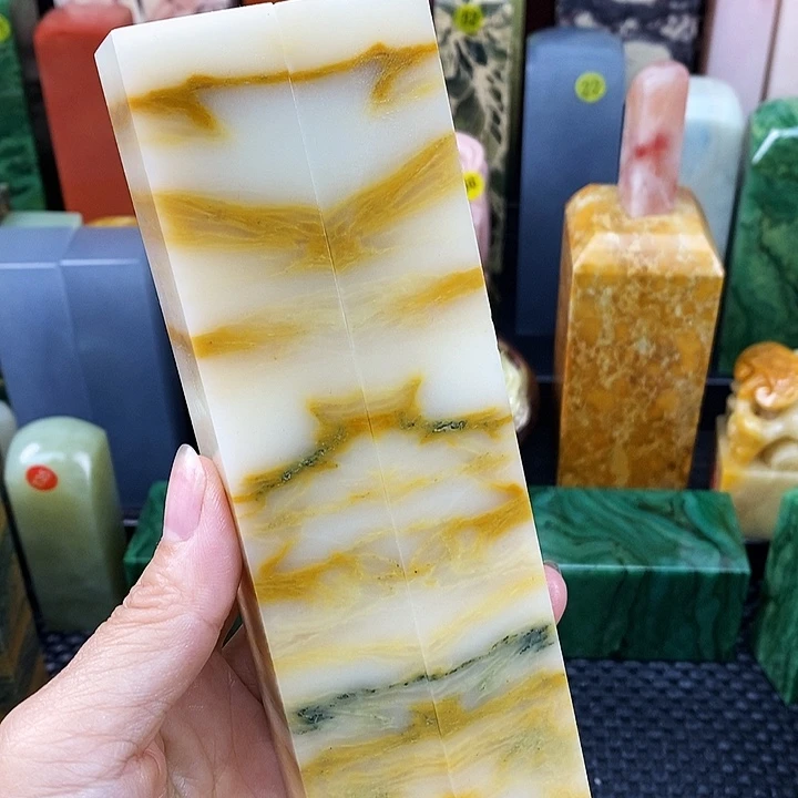 青田石印石云南石头