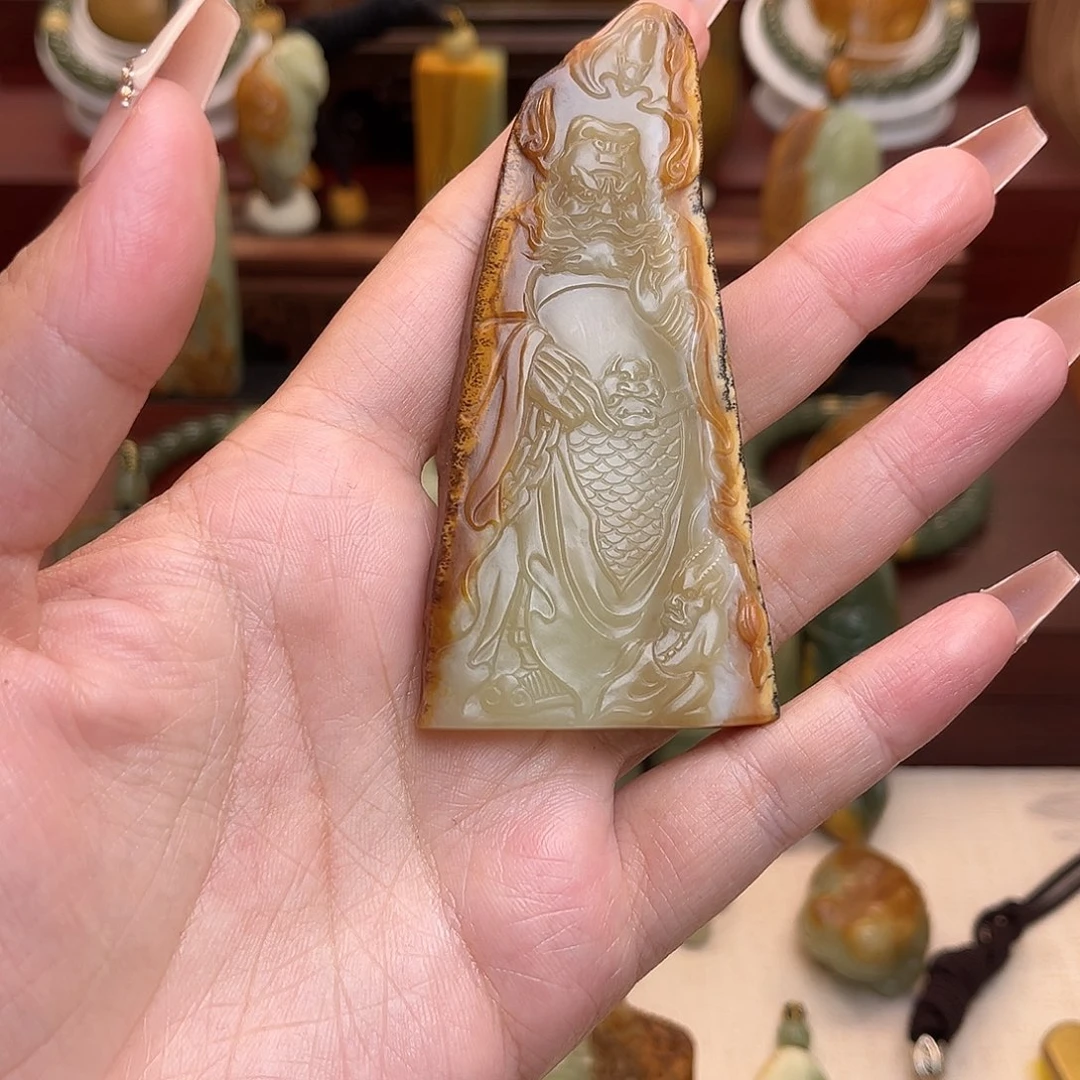 浩***ㅤ岫岩河磨玉（透闪石质玉）未镶嵌颈饰