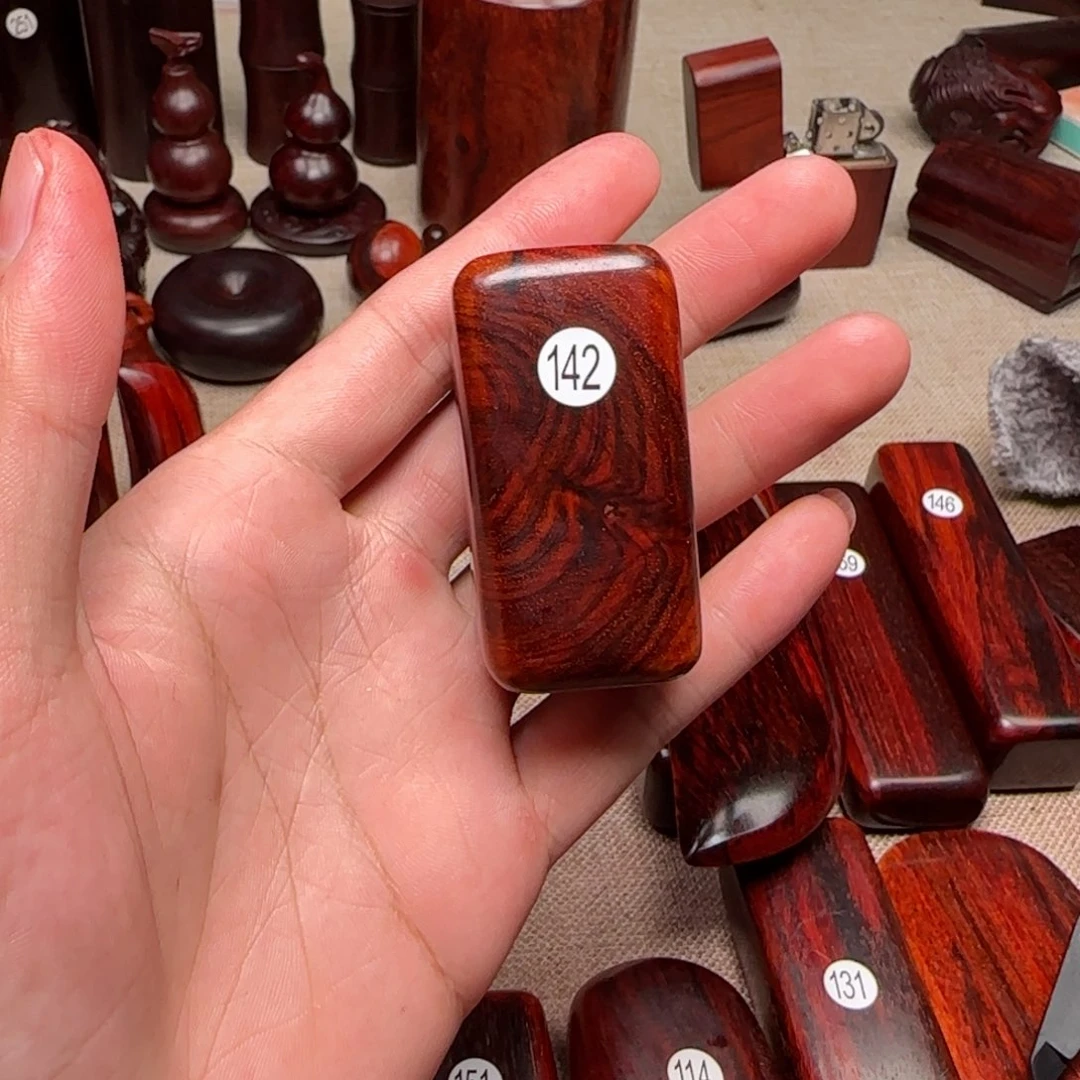 檀香紫檀（小叶紫檀）潘*隆