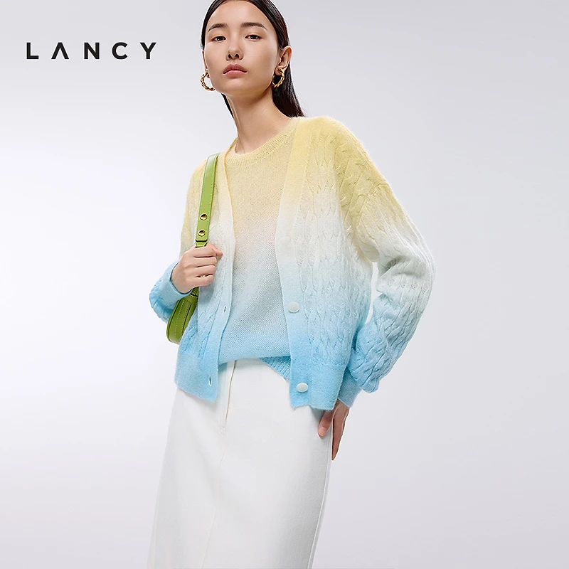LANCY/朗姿2025年春新款时尚气质马海毛渐变色V领宽松针织开衫女